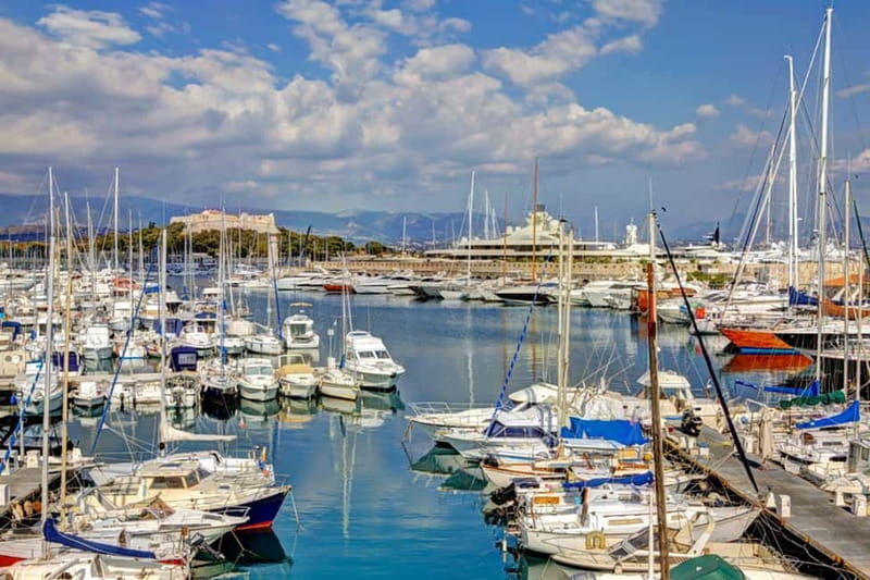 Private Côte d'Azur shore Excursions From Ville Franche - Cannes and Antibes: Switching From Showy to Old-Quarter Character