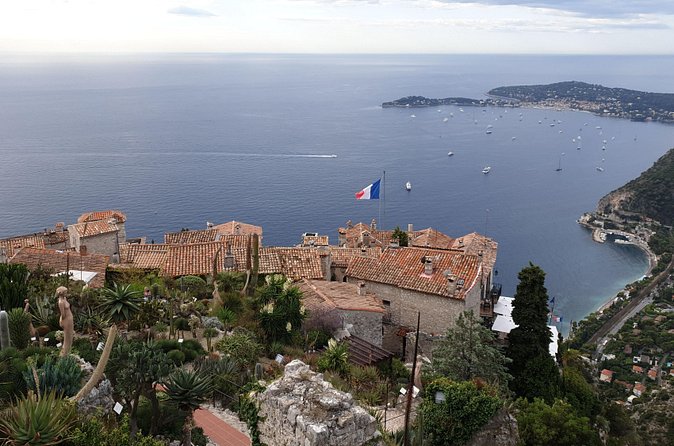Private Cruise Excursion "Highlights of the French Riviera" - When your guide can tailor the day beyond the core stops