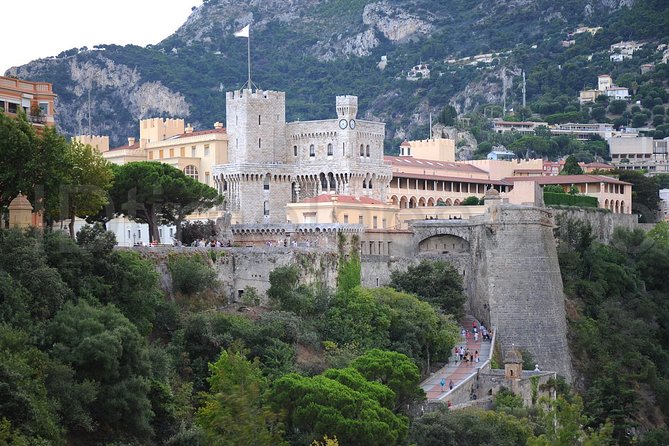 Private Driver/Guide to Monaco, Monte-Carlo and Eze Village - Villefranche-sur-Mer and St-Jean-Cap-Ferrat: The Corniche Photo Lesson