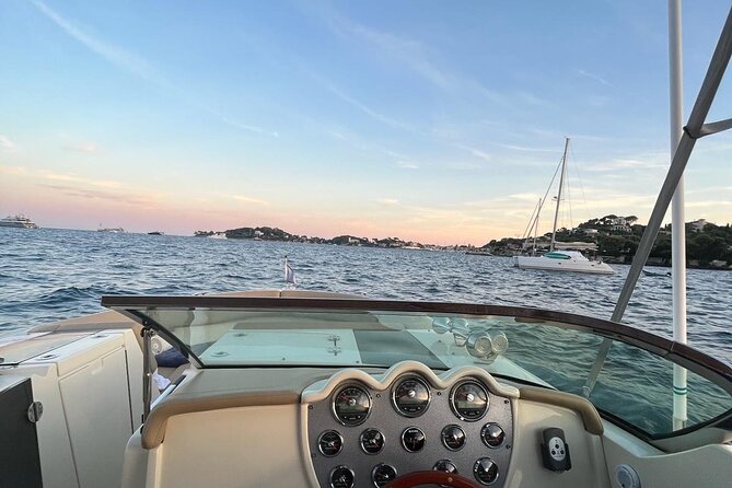 Private Luxury Boat Tour of the Beautiful Riviera Nice / Monaco - Saint-Jean-Cap-Ferrat: the peninsula everyone frames in photos