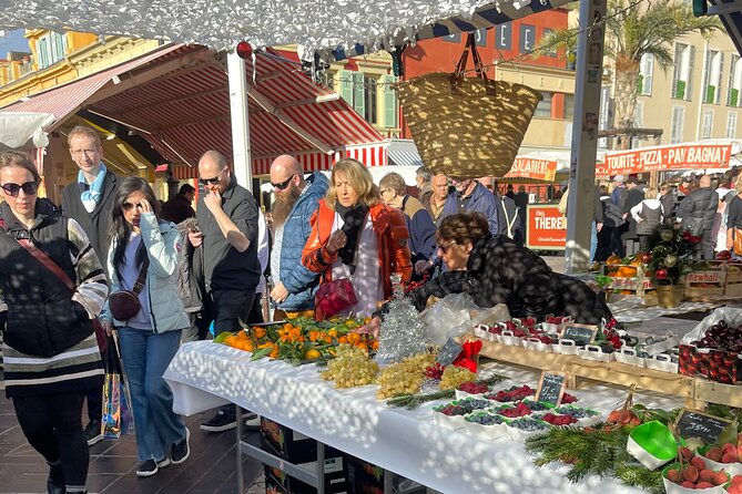 Private Tour of the Old Town and Castle Hill in Nice - Price and value: what $168.58 really buys