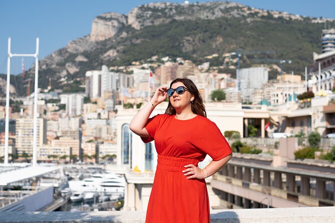 Private Tour: Personal Travel Photographer Tour in Nice - Old Town for one hour: posed structure and candid breathing room