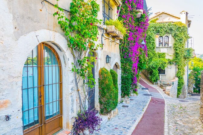 Provence and its Medieval Villages from Nice Full-Day Shared Tour - Grasse First: Perfume Capital Energy in the Old Town Style