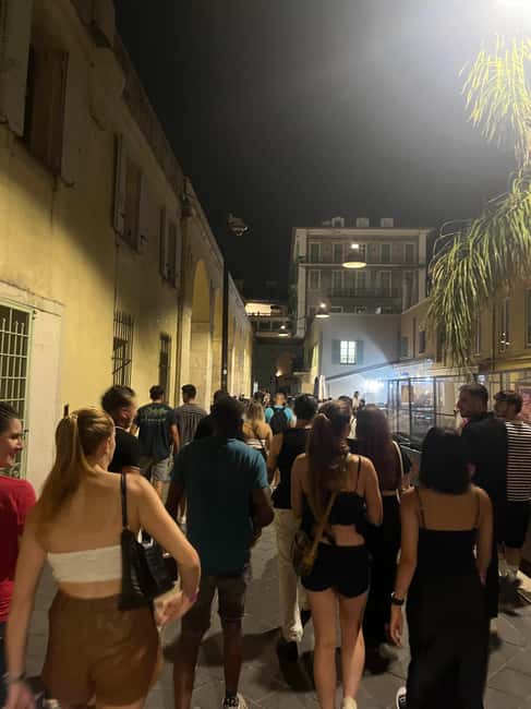 Pub Crawl Nice: Free Shots,Best Bar, Secret Surprise with us - Entering Nice nightlife with a guided plan for 4 bars
