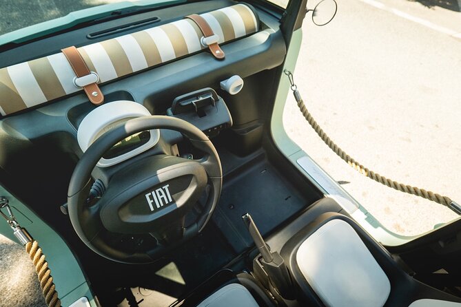 Retro Electric Topolino Ride on the French Riviera - The guide and the driving experience: smooth, small, and coordinated