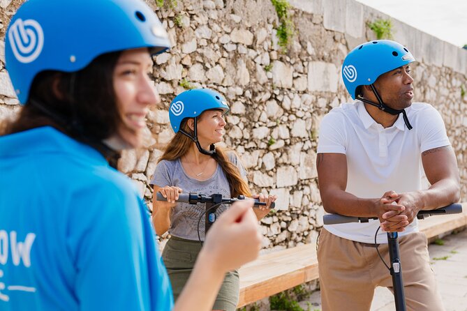 The essentials of Nice by electric scooter 1H30 - Riding the Mediterranean cycle path: the quick win