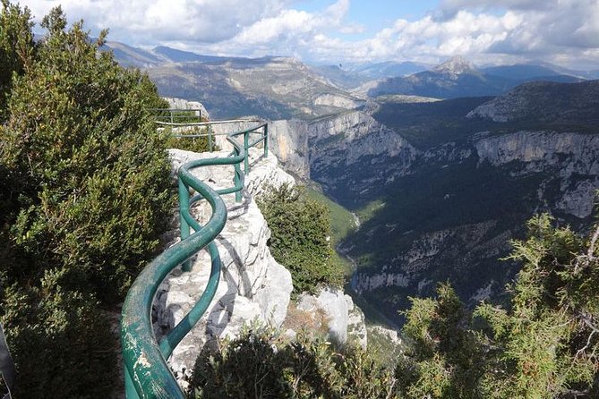 The Grand Canyon of Europe and Its Lavender Fields Small group - Moustiers-Sainte-Marie: ceramics, strolling time, and lunch at your pace