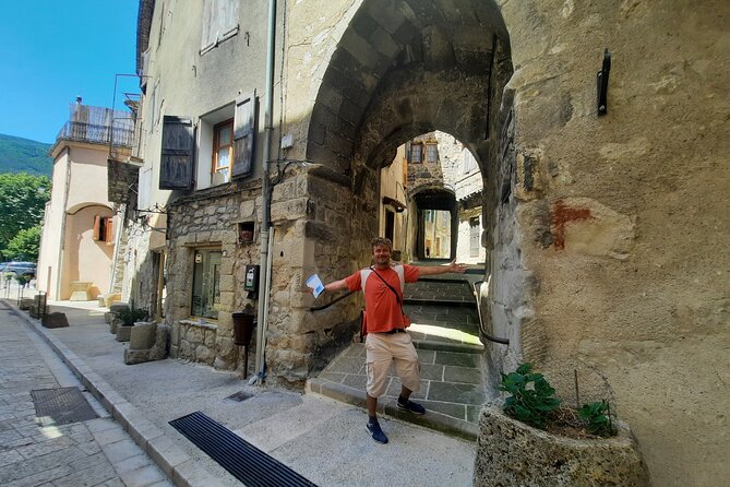 Tour with the Mountain Train, Trek to Mystic Forest and Castle - Annot and the mystic-forest trek: hike or adjust with weather