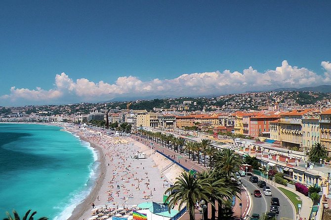 Transfer - Nice city> Nice Airport - Private Transfer for Up to 7: Best Value When Your Group Travels Together