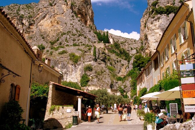Verdon Gorge: The Grand canyon of Europe, Lake and Lavender - Castellane and the Alps gateway feeling